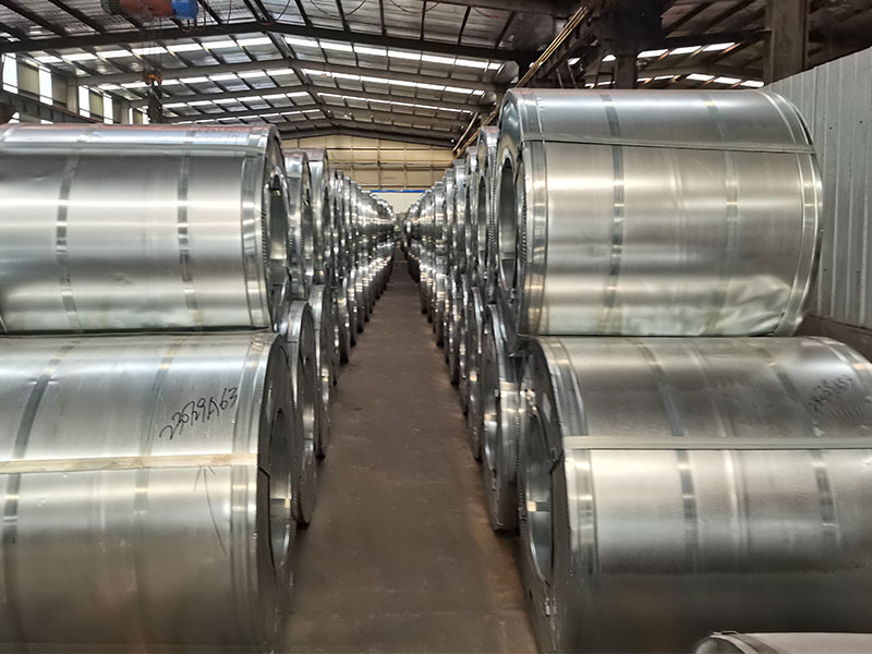 bobinas de acero galvanizado en nuestra fábrica