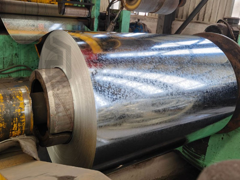 Acero Galvanizado en Rollo con Flores