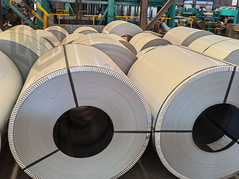 Bobinas de Aluminio Blanco